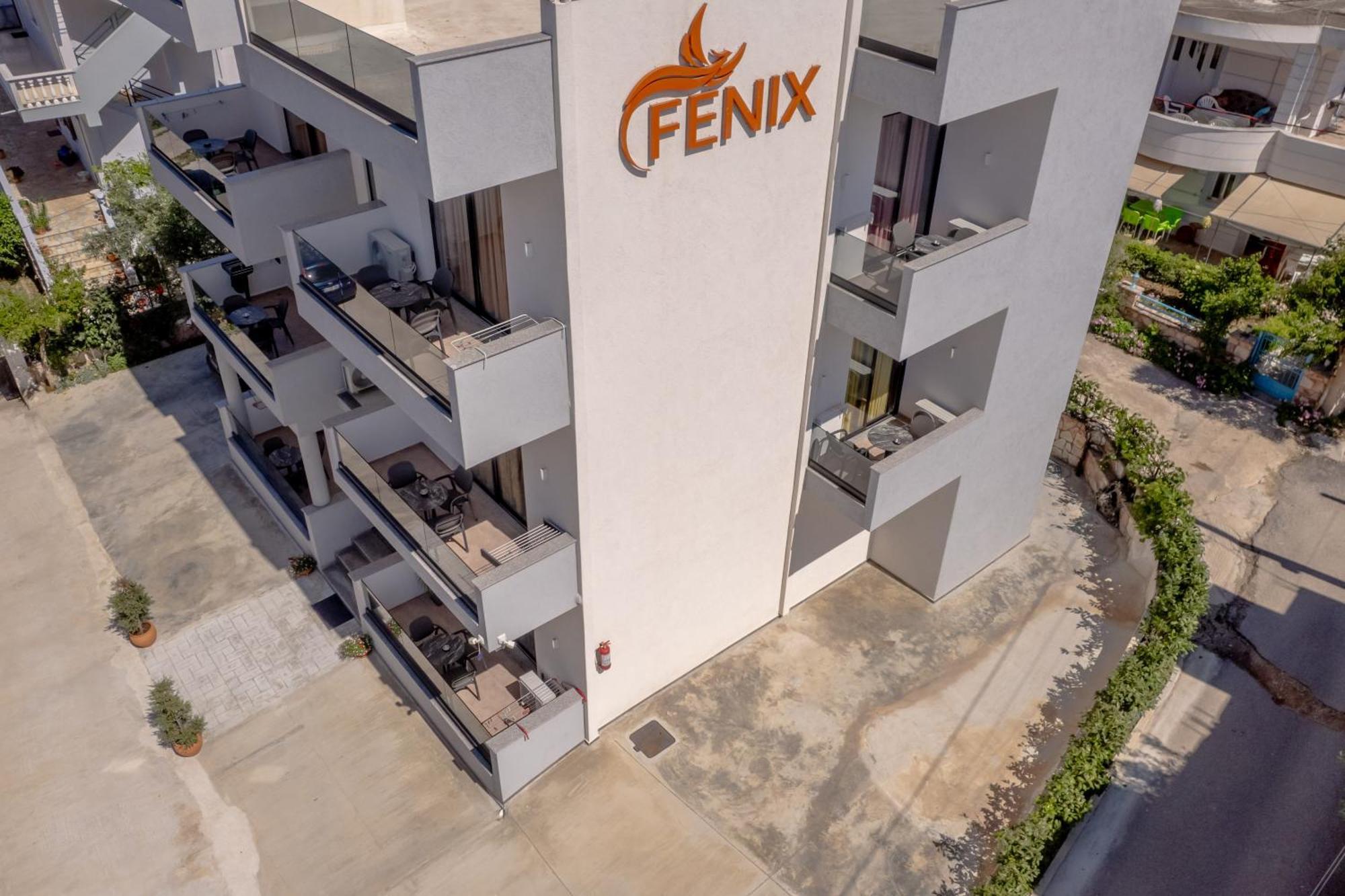 Feniks Hotel Ксамил Экстерьер фото